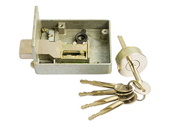 What kinds of locks can a locksmith work on?